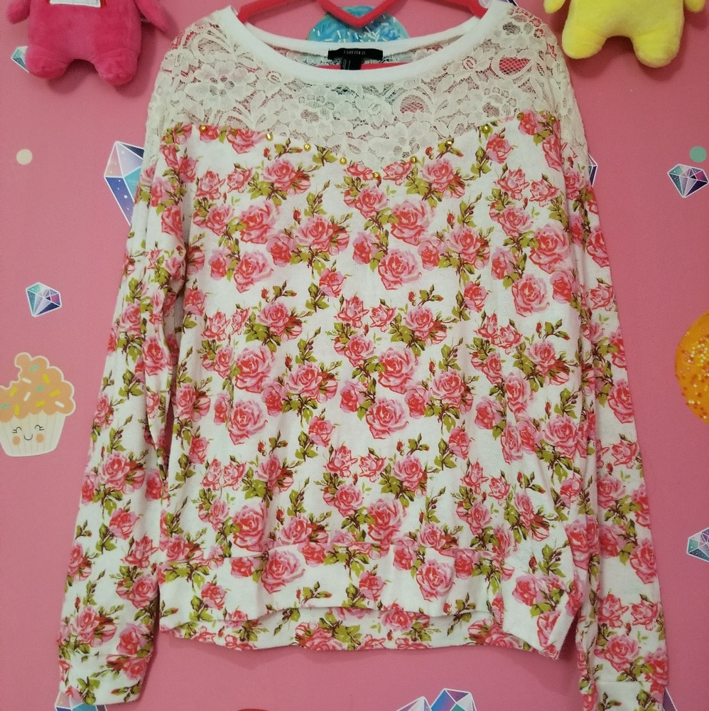 NWOT Floral sweatshirt